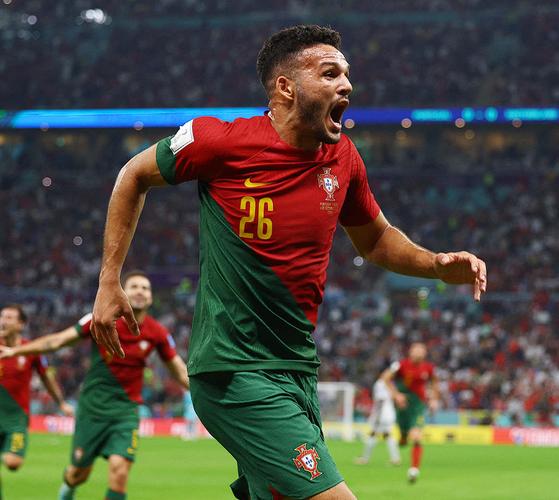 今天巴萨直播免费观看，巴萨现场直播今天？