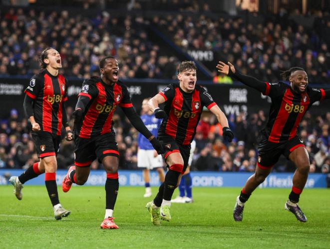 英超直播免费高清无插件视频，英超直播免费高清无插件视频在线观看？