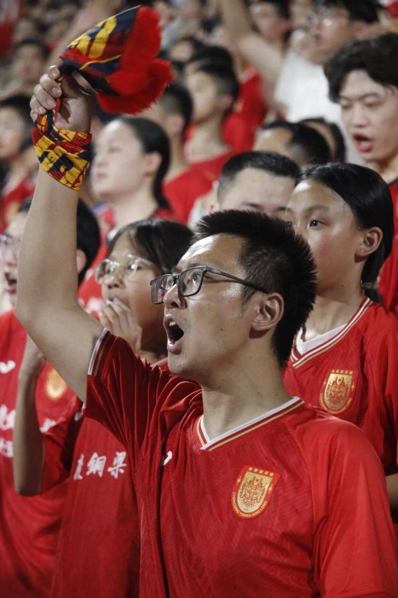 重庆铜梁龙明年中超，铜梁龙中国龙